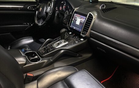 Porsche Cayenne III, 2013 год, 2 650 000 рублей, 11 фотография