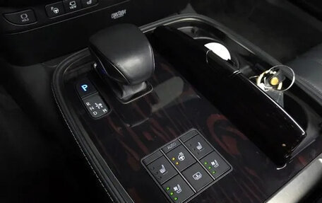 Lexus LS IV, 2024 год, 12 600 000 рублей, 13 фотография