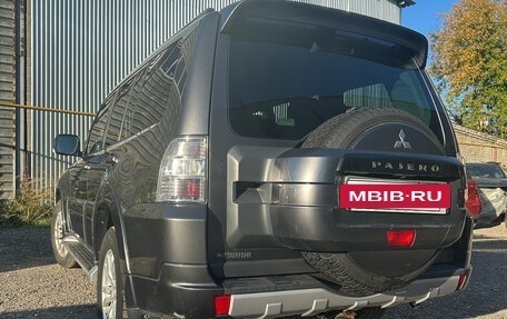 Mitsubishi Pajero IV, 2012 год, 1 990 000 рублей, 3 фотография