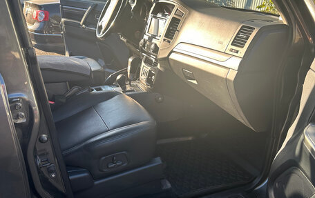 Mitsubishi Pajero IV, 2012 год, 1 990 000 рублей, 10 фотография