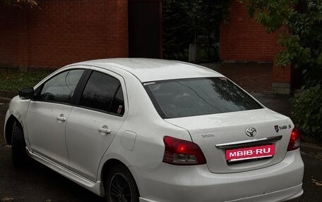 Toyota Yaris III рестайлинг, 2008 год, 300 000 рублей, 4 фотография
