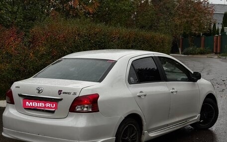 Toyota Yaris III рестайлинг, 2008 год, 300 000 рублей, 3 фотография