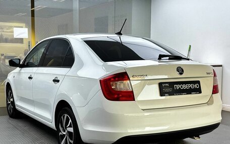 Skoda Rapid I, 2017 год, 935 000 рублей, 8 фотография