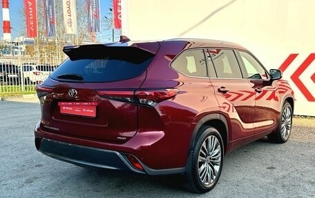 Toyota Highlander, 2021 год, 4 690 000 рублей, 6 фотография