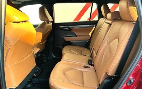 Toyota Highlander, 2021 год, 4 690 000 рублей, 15 фотография