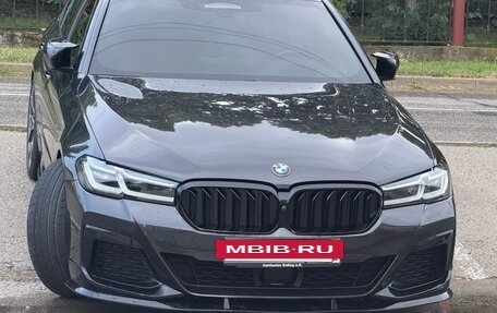 BMW 5 серия, 2023 год, 5 800 000 рублей, 2 фотография