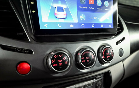 Mitsubishi L200 IV рестайлинг, 2013 год, 1 300 000 рублей, 14 фотография