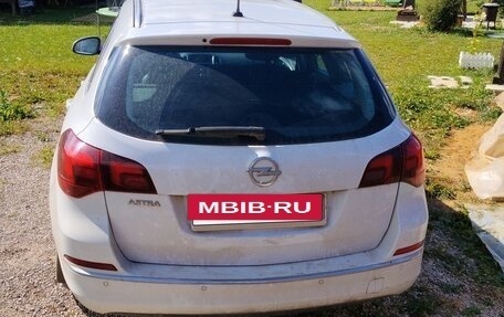 Opel Astra J, 2013 год, 800 000 рублей, 15 фотография