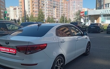 KIA Rio III рестайлинг, 2017 год, 1 230 000 рублей, 4 фотография