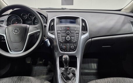 Opel Astra J, 2014 год, 1 108 000 рублей, 10 фотография