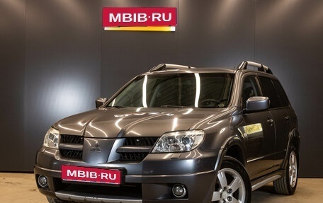 Mitsubishi Outlander III рестайлинг 3, 2006 год, 690 000 рублей, 1 фотография