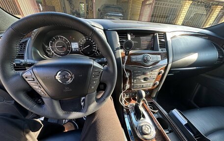 Nissan Patrol, 2011 год, 2 700 000 рублей, 10 фотография