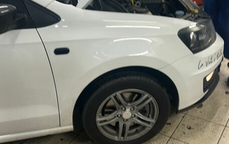 Volkswagen Polo VI (EU Market), 2017 год, 1 050 000 рублей, 10 фотография