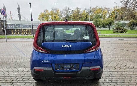 KIA Soul III, 2022 год, 1 990 000 рублей, 6 фотография