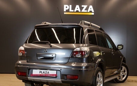 Mitsubishi Outlander III рестайлинг 3, 2006 год, 690 000 рублей, 4 фотография