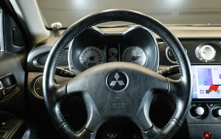 Mitsubishi Outlander III рестайлинг 3, 2006 год, 690 000 рублей, 6 фотография