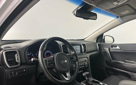 KIA Sportage IV рестайлинг, 2017 год, 2 100 000 рублей, 8 фотография