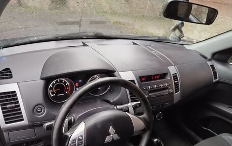 Mitsubishi Outlander III рестайлинг 3, 2012 год, 1 000 020 рублей, 5 фотография
