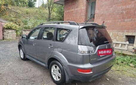 Mitsubishi Outlander III рестайлинг 3, 2012 год, 1 000 020 рублей, 3 фотография