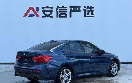 BMW 1 серия, 2022 год, 1 800 000 рублей, 4 фотография