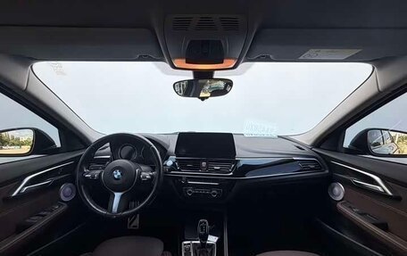 BMW 1 серия, 2022 год, 1 800 000 рублей, 11 фотография