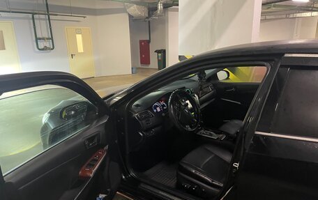 Toyota Camry, 2013 год, 1 735 000 рублей, 2 фотография