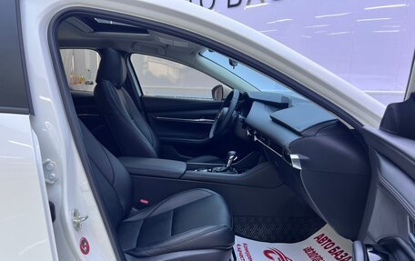 Mazda 3, 2023 год, 1 800 000 рублей, 17 фотография