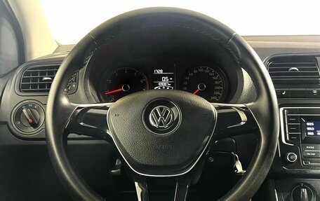 Volkswagen Polo VI (EU Market), 2017 год, 1 100 000 рублей, 10 фотография