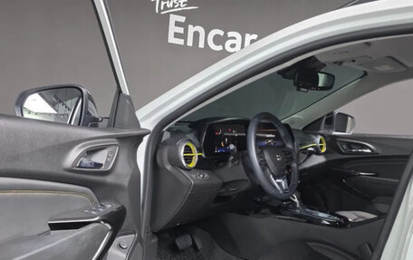 Chevrolet Trax, 2023 год, 1 357 000 рублей, 6 фотография