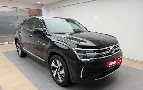Volkswagen Teramont I, 2023 год, 3 990 000 рублей, 3 фотография