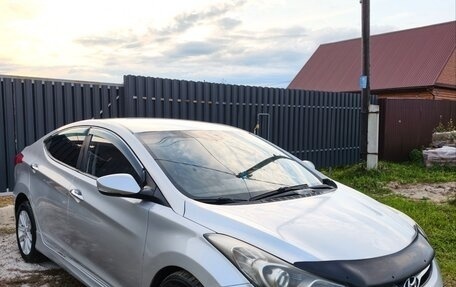 Hyundai Avante, 2012 год, 960 000 рублей, 2 фотография