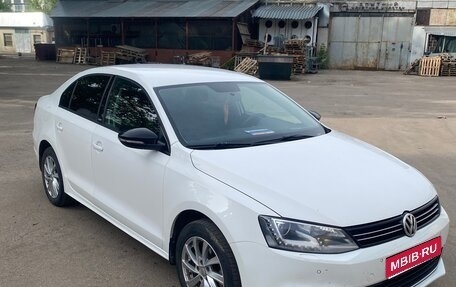 Volkswagen Jetta VI, 2014 год, 860 000 рублей, 1 фотография