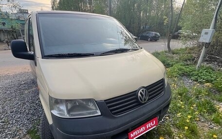 Volkswagen Transporter T5 рестайлинг, 2004 год, 410 000 рублей, 10 фотография
