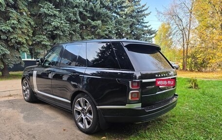 Land Rover Range Rover IV рестайлинг, 2021 год, 9 900 000 рублей, 3 фотография