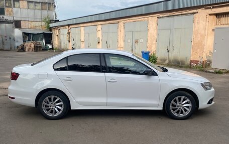 Volkswagen Jetta VI, 2014 год, 860 000 рублей, 3 фотография
