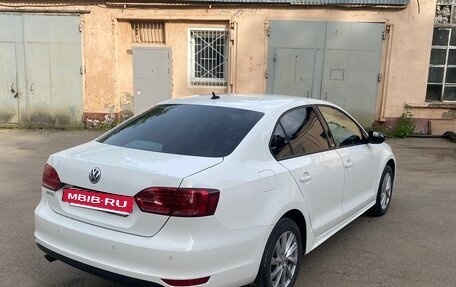 Volkswagen Jetta VI, 2014 год, 860 000 рублей, 5 фотография