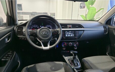 KIA Rio IV, 2018 год, 1 549 000 рублей, 9 фотография