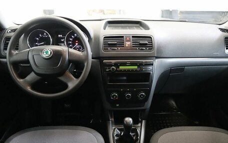 Skoda Yeti I рестайлинг, 2013 год, 854 000 рублей, 9 фотография