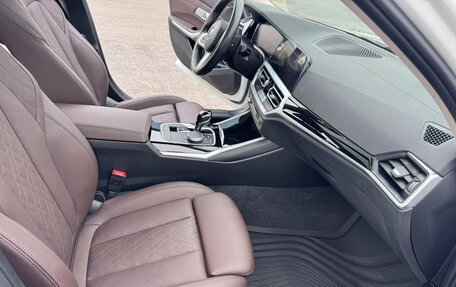 BMW 3 серия, 2022 год, 2 886 000 рублей, 7 фотография