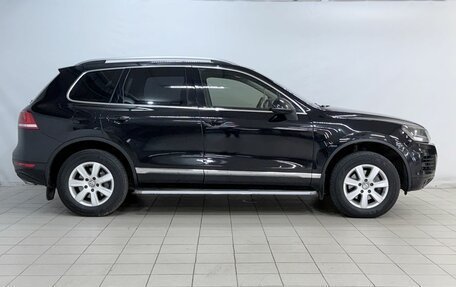 Volkswagen Touareg III, 2011 год, 1 780 000 рублей, 8 фотография