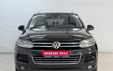 Volkswagen Touareg III, 2011 год, 1 780 000 рублей, 3 фотография