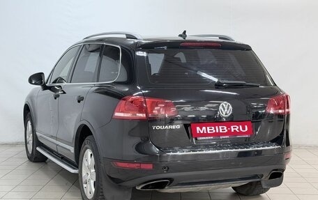 Volkswagen Touareg III, 2011 год, 1 780 000 рублей, 5 фотография