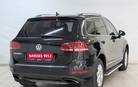 Volkswagen Touareg III, 2011 год, 1 780 000 рублей, 4 фотография