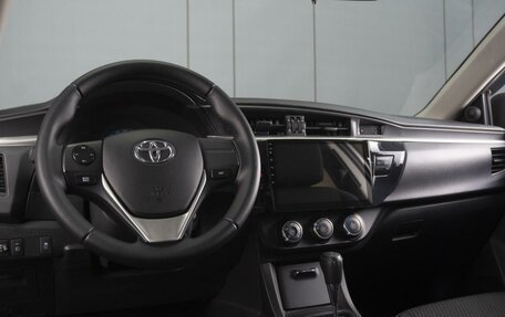 Toyota Corolla, 2013 год, 1 370 000 рублей, 7 фотография