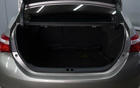 Toyota Corolla, 2013 год, 1 370 000 рублей, 21 фотография