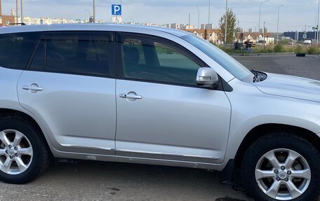 Toyota Vanguard, 2010 год, 1 100 000 рублей, 2 фотография