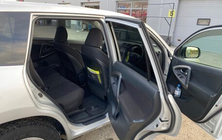 Toyota Vanguard, 2010 год, 1 100 000 рублей, 8 фотография