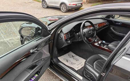 Audi A8, 2013 год, 3 000 000 рублей, 22 фотография