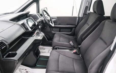 Honda Stepwgn IV, 2013 год, 1 499 000 рублей, 14 фотография