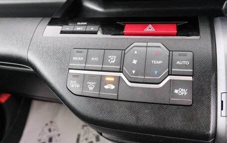 Honda Stepwgn IV, 2013 год, 1 499 000 рублей, 18 фотография
